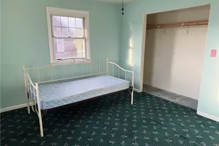 112 Hardy St, Weirton, WV 26062 - Photo 8