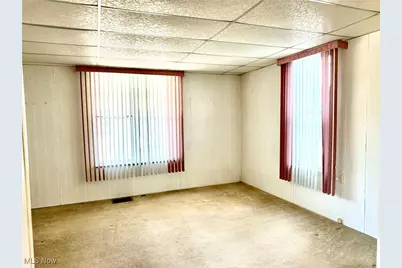 1105 N 6th Street, Martins Ferry, OH 43935 - Photo 12