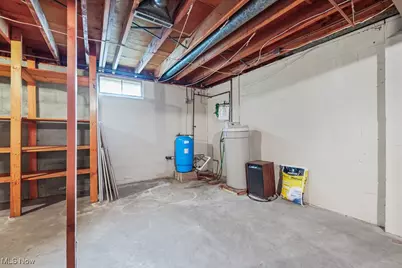 10666 Wilma Avenue NE, Alliance, OH 44601 - Photo 30