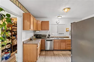 38 Walnut Ct, Mogadore, OH 44260 - Photo 8