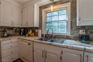 970 Kingsway St, Alliance, OH 44601 - Photo 18