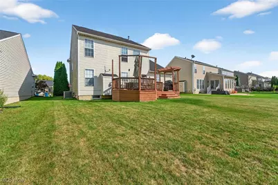 5442 Fountain Circle, North Ridgeville, OH 44039 - Photo 8