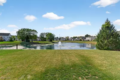 5442 Fountain Circle, North Ridgeville, OH 44039 - Photo 4