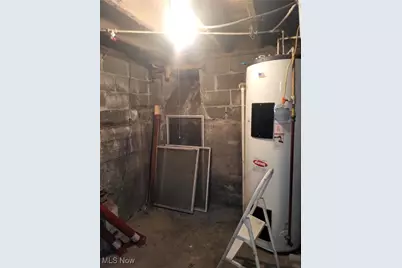 60490 Main Street, Jacobsburg, OH 43933 - Photo 32