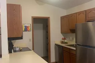 154 Bentley Dr, Elyria, OH 44035 - Photo 6