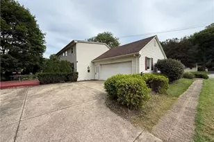 3296 Cricket Dr, Youngstown, OH 44511 - Photo 6