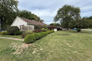 3296 Cricket Dr, Youngstown, OH 44511 - Photo 4