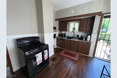 537 E 118th Street, Loveland, OH 44108 - Photo 14