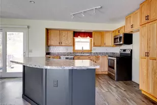 9416 Kieffer Rd, Mantua, OH 44255 - Photo 12