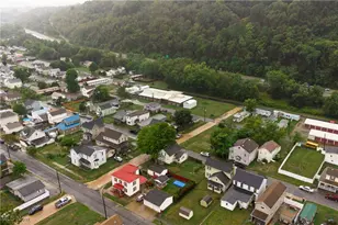 616 Washington Ave, Wellsville, OH 43968 - Photo 18