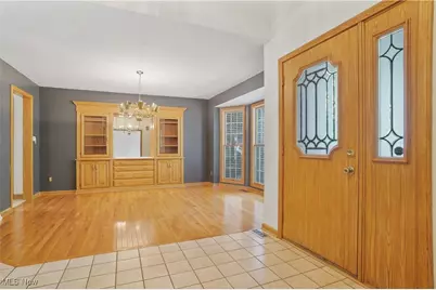 2885 Valley Road, Cuyahoga Falls, OH 44223 - Photo 4