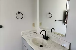 2079 Buena Vista Dr, Coshocton, OH 43812 - Photo 12