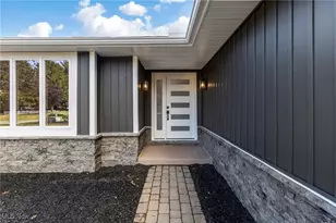 3790 Greenbriar Dr, Zanesville, OH 43701 - Photo 8