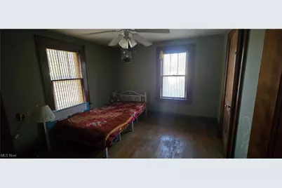 559 Patterson Avenue, Akron, OH 44310 - Photo 12