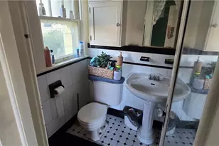 559 Patterson Ave, Akron, OH 44310 - Photo 10