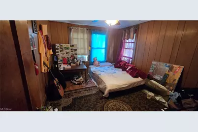 559 Patterson Avenue, Akron, OH 44310 - Photo 14