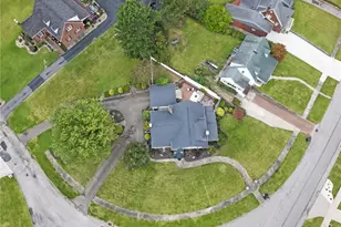 125 Bryden Rd, Steubenville, OH 43953 - Photo 6