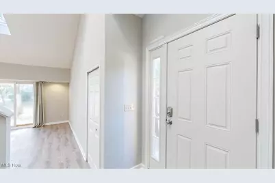 1426 Loop Road #1426, Kent, OH 44240 - Photo 4