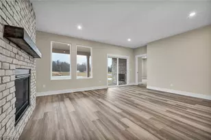 3630 Great Windsor Ln, Green, OH 44685 - Photo 8