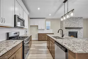 3630 Great Windsor Ln, Green, OH 44685 - Photo 12