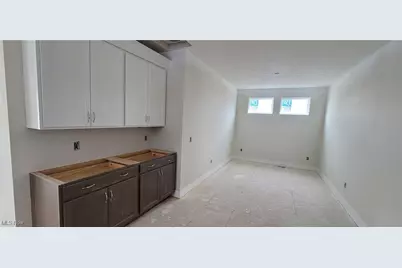 3630 Great Windsor Lane, Green, OH 44685 - Photo 6