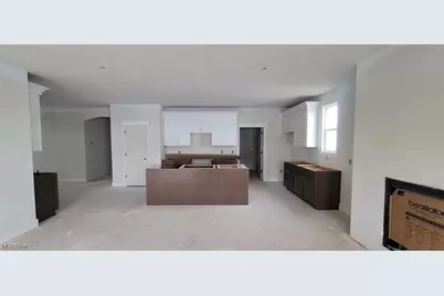 3630 Great Windsor Lane, Green, OH 44685 - Photo 4