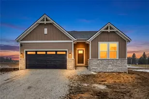 3630 Great Windsor Ln, Green, OH 44685 - Photo 2