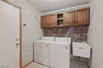 957 Devonwood Drive, Wadsworth, OH 44281 - Photo 18