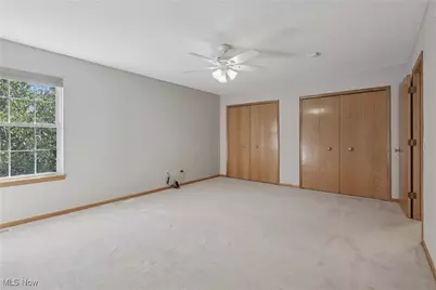 957 Devonwood Drive, Wadsworth, OH 44281 - Photo 32