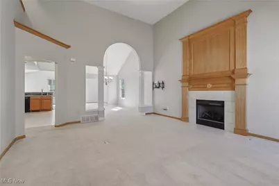 957 Devonwood Drive, Wadsworth, OH 44281 - Photo 6