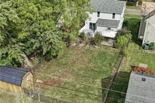 325 W Maryland Ave, Sebring, OH 44672 - Photo 30