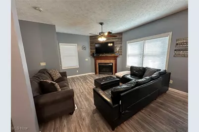 1123 Adams Street, Vermilion, OH 44089 - Photo 8