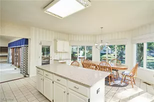 234 Lake Pointe Dr, Bath, OH 44333 - Photo 10