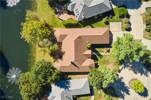 234 Lake Pointe Dr, Bath, OH 44333 - Photo 6