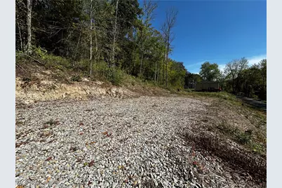 1605 Gilbert Road, Zanesville, OH 43701 - Photo 1