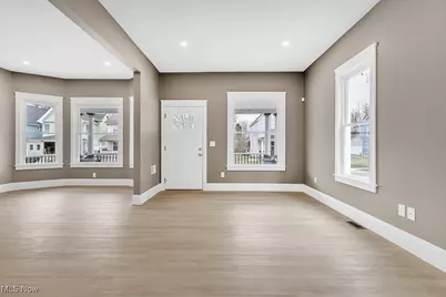 1366 E 111th Street, Loveland, OH 44106 - Photo 2