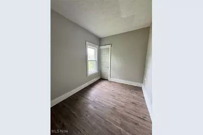 483 E 128th Street, Loveland, OH 44108 - Photo 6