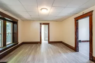 485 Allyn St, Akron, OH 44304 - Photo 4