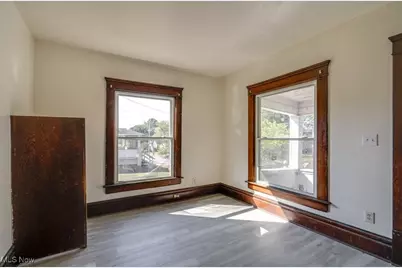 485 Allyn Street, Akron, OH 44304 - Photo 8