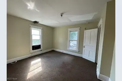 338 Locust Street, Coshocton, OH 43812 - Photo 12