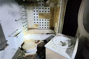 308 N 6th St, Cambridge, OH 43725 - Photo 32