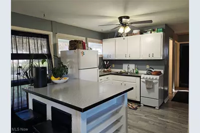 5923 Ogden Avenue, Ashtabula, OH 44004 - Photo 10