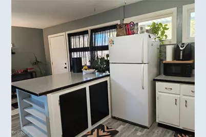 5923 Ogden Avenue, Ashtabula, OH 44004 - Photo 12