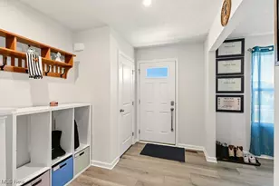 3738 Kirkham Dr, Norton, OH 44203 - Photo 4