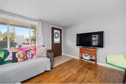 394 Long Street, Amherst, OH 44001 - Photo 4