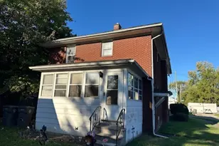 371 Potomac Ave, Youngstown, OH 44507 - Photo 2