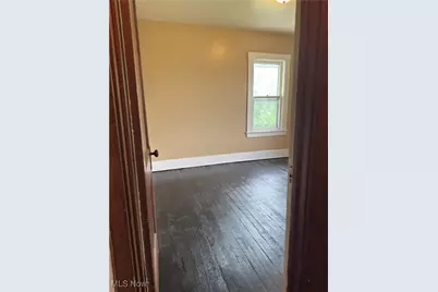 131-133 Ravenwood, Youngstown, OH 44507 - Photo 4