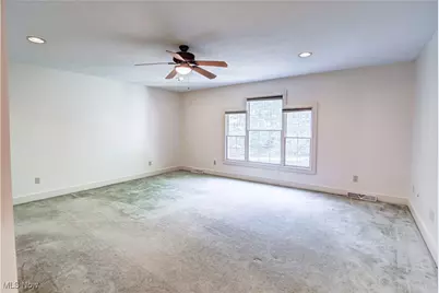 10770 Locust Grove Drive, Chardon, OH 44024 - Photo 18