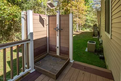 10770 Locust Grove Drive, Chardon, OH 44024 - Photo 36