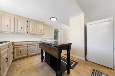 31103 Lakeshore Boulevard, Willowick, OH 44095 - Photo 14